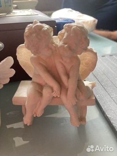 Статуэтка ангел