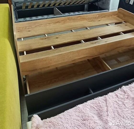 Кровать с выкатным местом