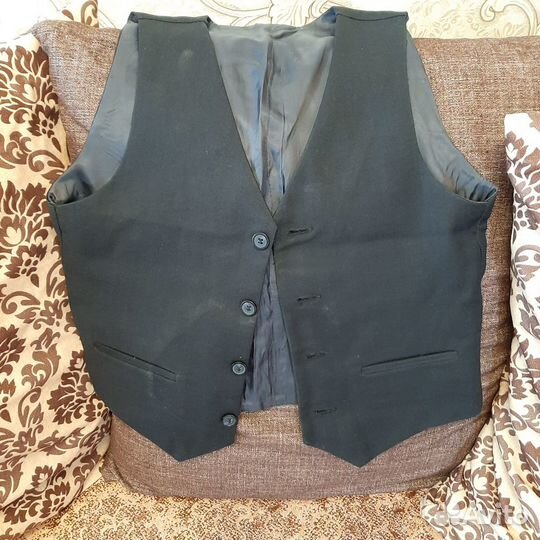 Костюм школьный