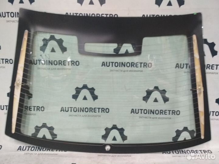 Стекло заднее Skoda Octavia Tour