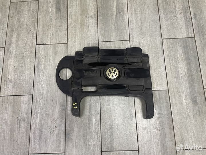 Крышка двигателя Volkswagen Фольксваген