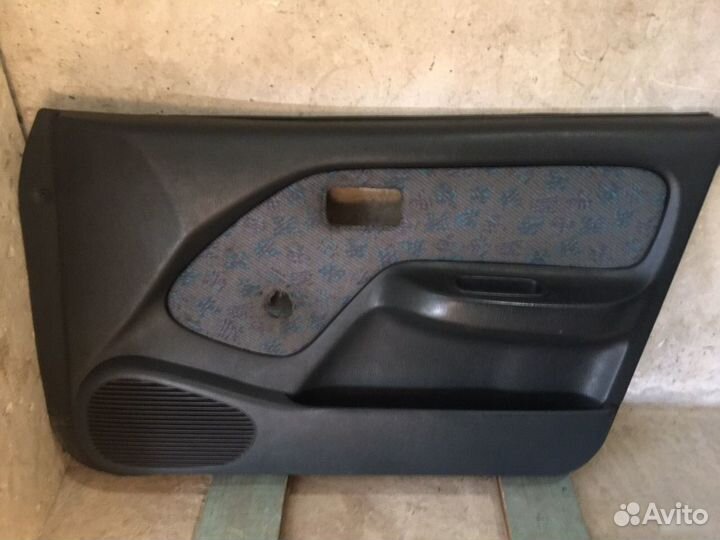 Дверные карты комплект Nissan n15