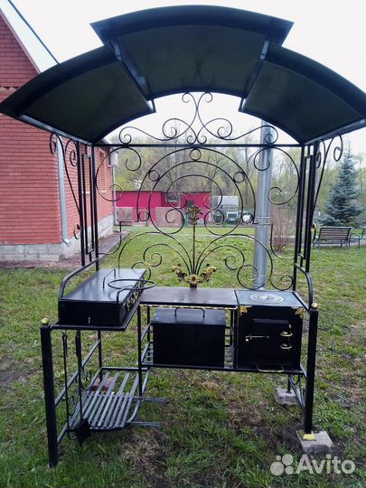 Беседка с мангалом