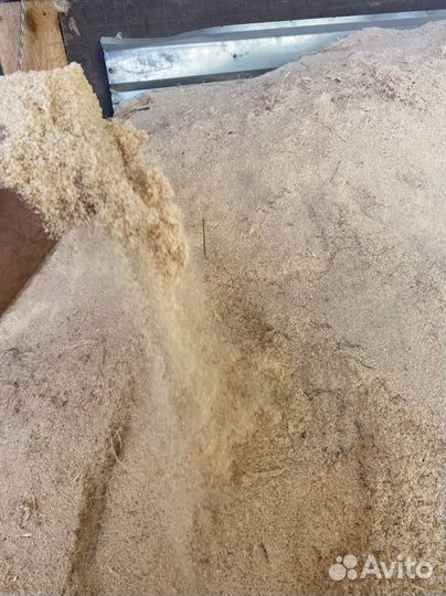 Опилки в мешках