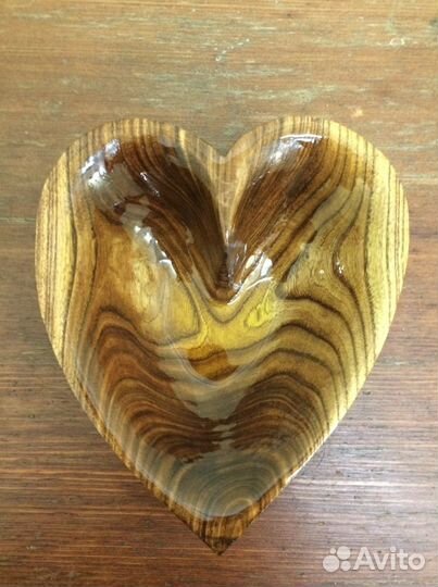 Валентинка из дерева, чаша-сердце