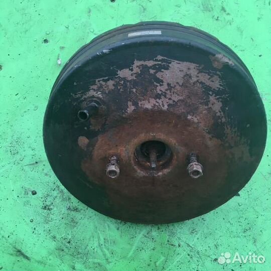 Усилитель тормозов вакуумный Мазда Протеже 323 Ф