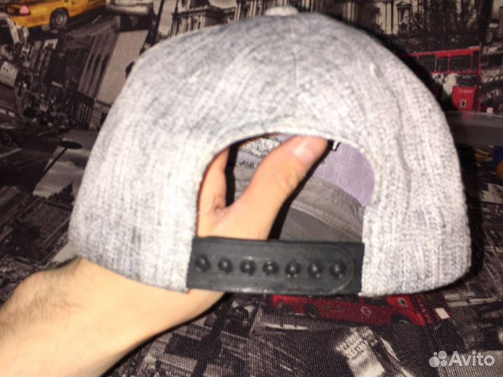 Бейсболка новая