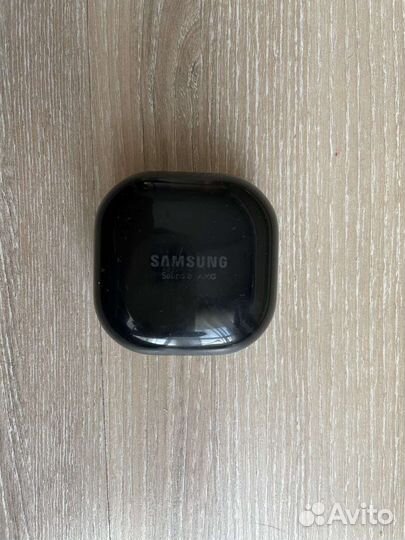 Беспроводные наушники samsung galaxy buds live