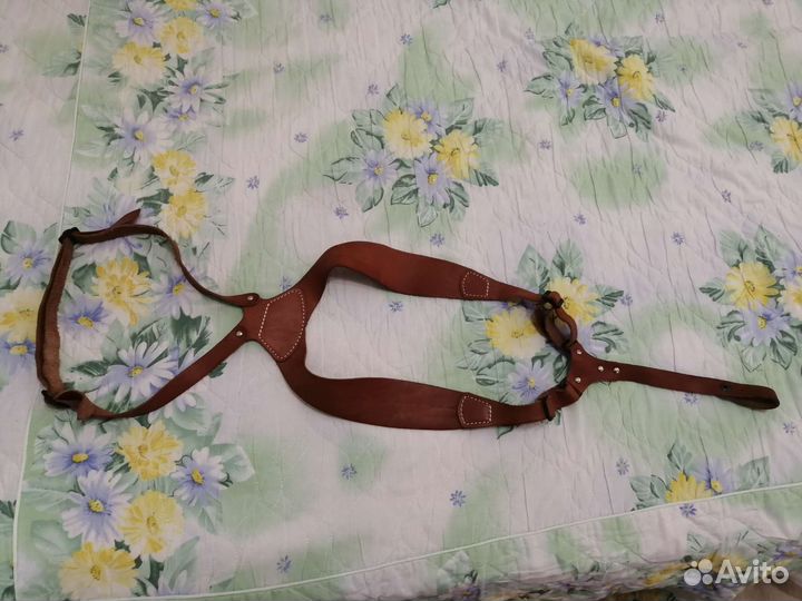 Шлейка кожаная для собак сред.и круп.пород