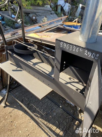 Мангал с крышей