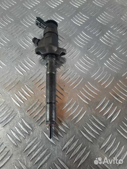 Форсунка Citroen C4 1 1.6 9H01 2008