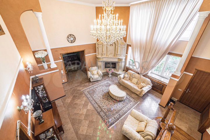 Коттедж 341,5 м² на участке 28,1 сот.