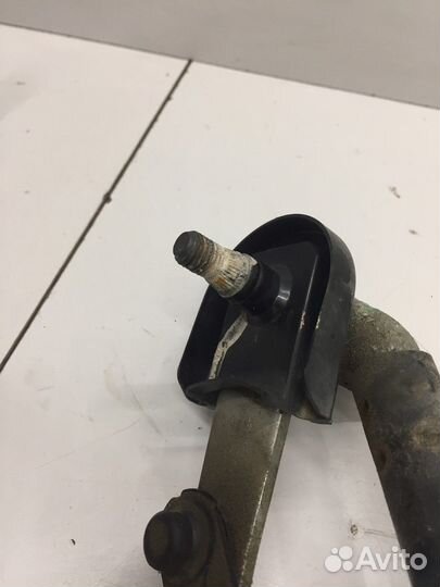 Трапеция стеклоочистителей (Kia Mohave)