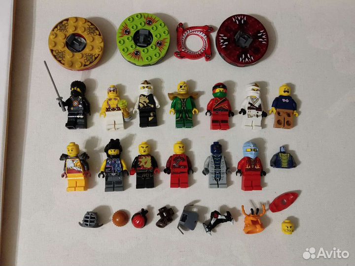 Lego оригинал фигурки и аксессуары