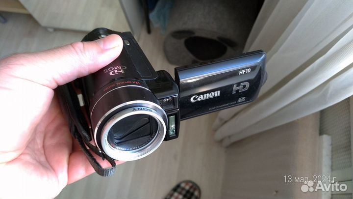 Видеокамера canon HF-10