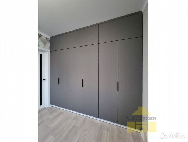 Встроенный шкаф