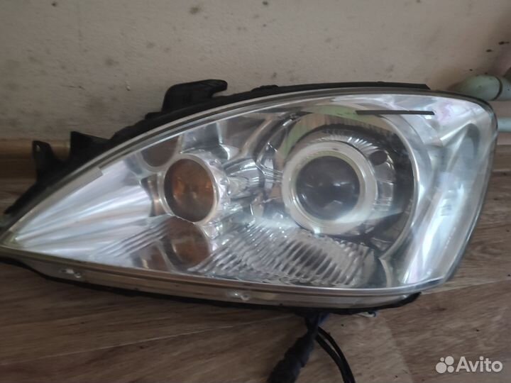 Фара mitsubishi lancer 9