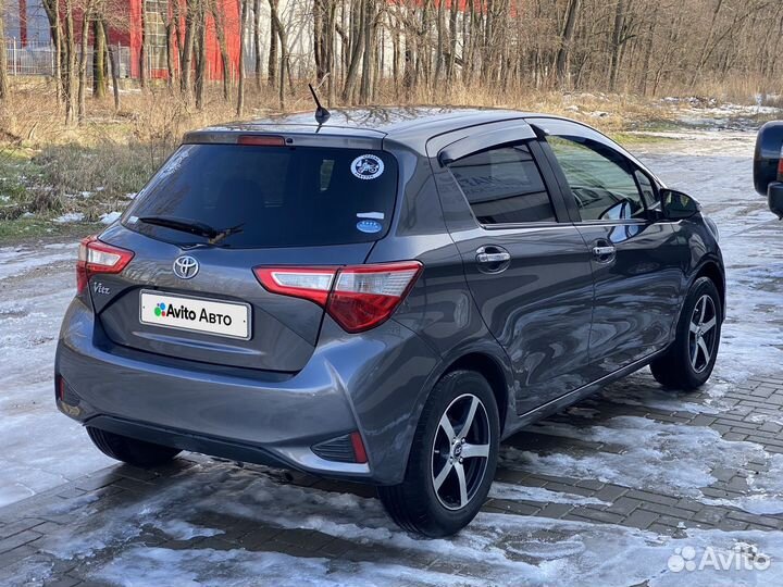 Toyota Vitz 1.0 CVT, 2017, 141 170 км