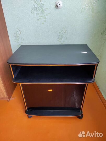 Тумба под телевизор