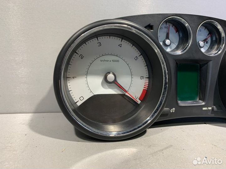 Щиток приборов Peugeot 308 EP6 2010