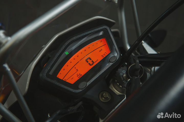 Мотоцикл M1nsk Goose 400