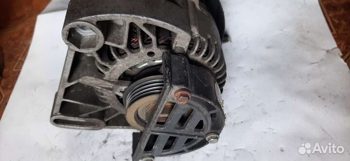 Генератор Fiat punto Albea 2009г 1.2-1.4 Бензин