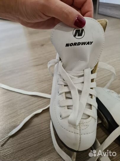 Коньки детские 30 размер