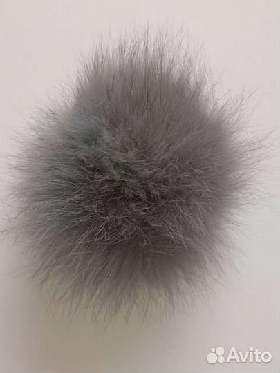 Меховые помпоны