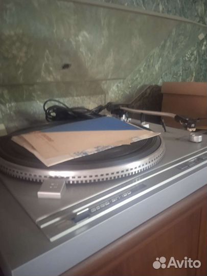 Проигрыватель винила