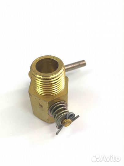 Кран сливной охлаждающей жидкости головки цилиндра