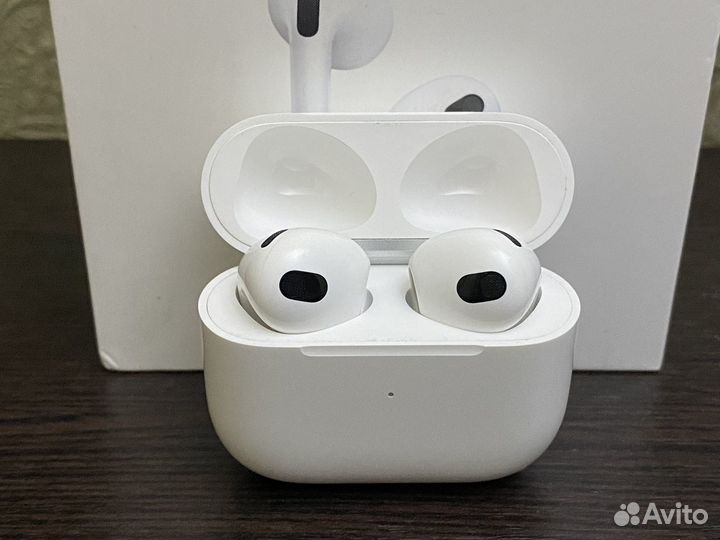 Apple AirPods 3