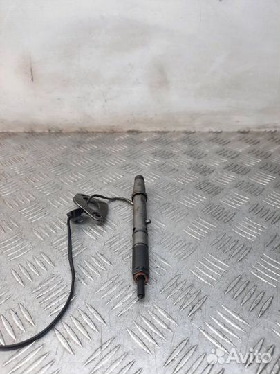 Форсунка Volkswagen Passat седан 2.5 AKN 2001