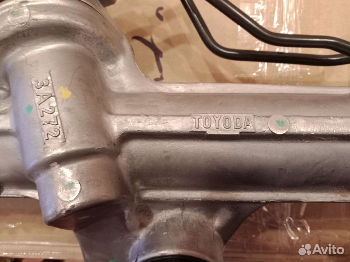 Рулевая рейка Toyota Hilux