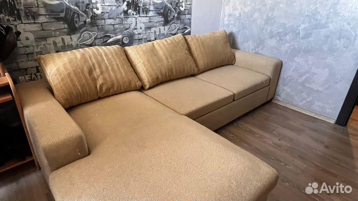 Угловой диван