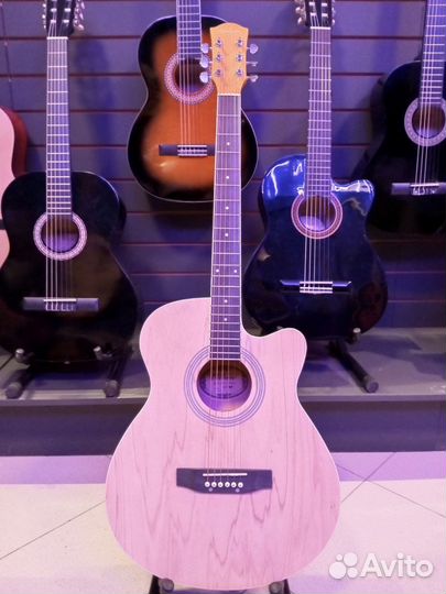 Гитара акустическая