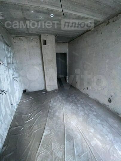 2-к. квартира, 57 м², 7/17 эт.