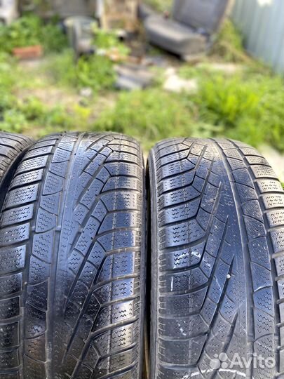 Pirelli Sottozero Winter 240 235/55 R17