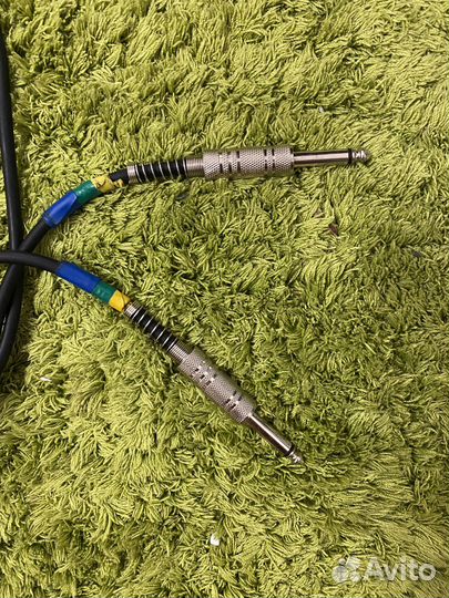 Бас гитара Cort