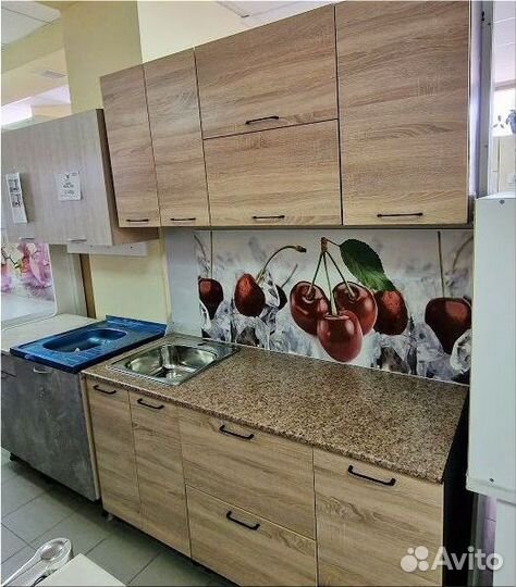 Кухня готовая новая