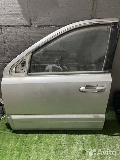 Дверь передняя левая Kia Sorento 1
