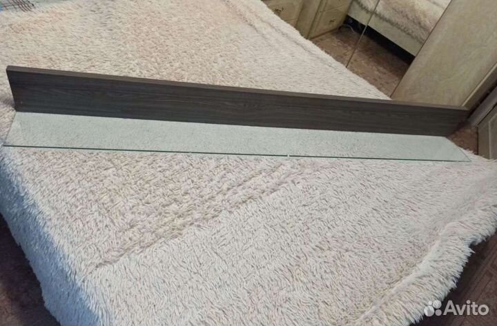 Полка настенная навесная