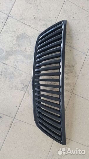 Решетка радиатора toyota harrier lexus rx300 rx330