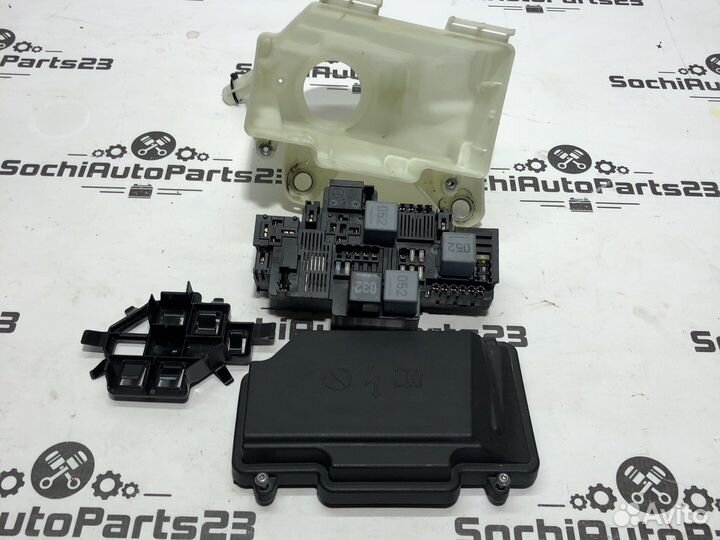 Блок предохранителей Mercedes W205