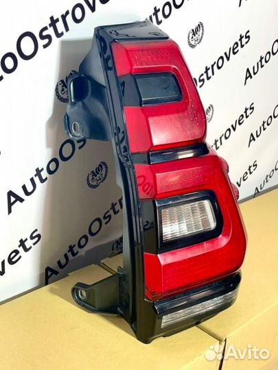 Фонарь задний правый Toyota Lc150 2.8D 2018