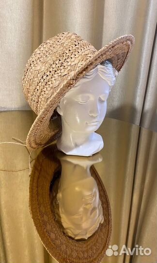 Шляпа женская соломенная