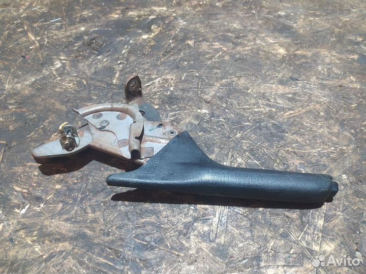 Рычаг стояночного тормоза Mazda 626 GE (1991—1997)