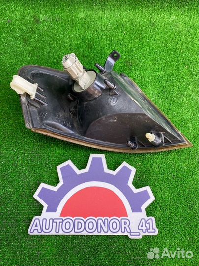 Габарит передний левый Nissan Ad vhny11 QG18DE