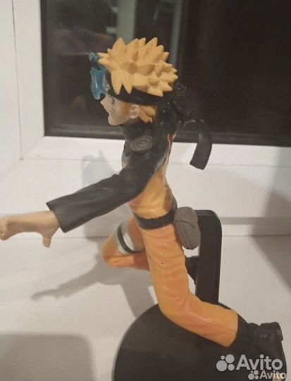 Фигурка персонажа аниме 