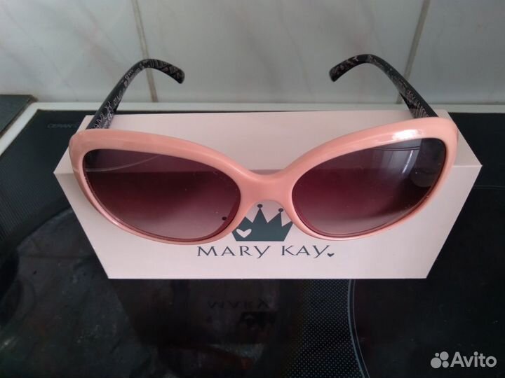 Очки солнцезащитные мк новые