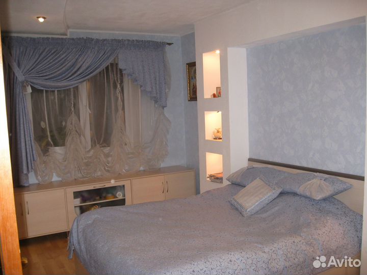 Покрывало, подушки, шторы